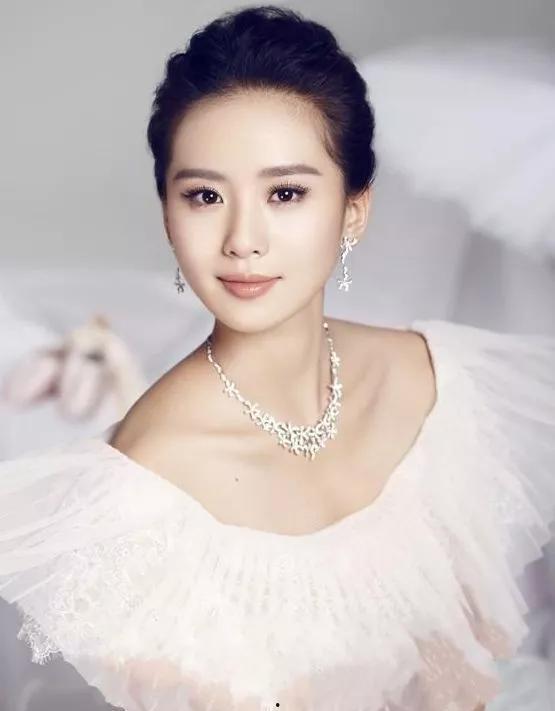 最美女明星是谁,揭秘年度最美女星风采