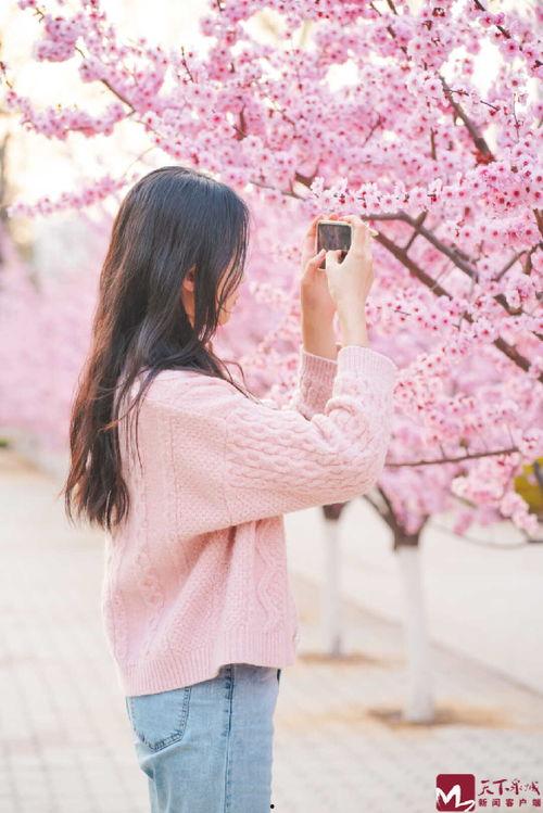 春色校园 在线播放