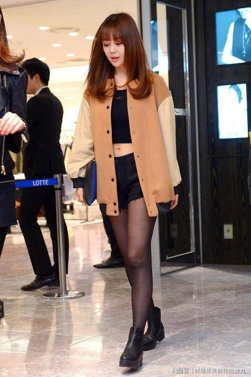 现实丝袜生活照,现实生活中的性感瞬间